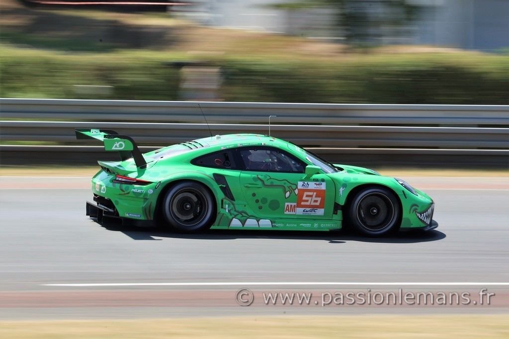 Porsche 911 N°56 le mans 2023
