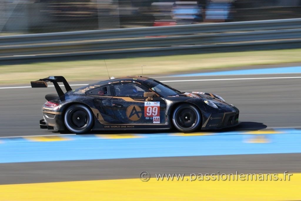 24h du mans 2022 Porsche 911 N°99