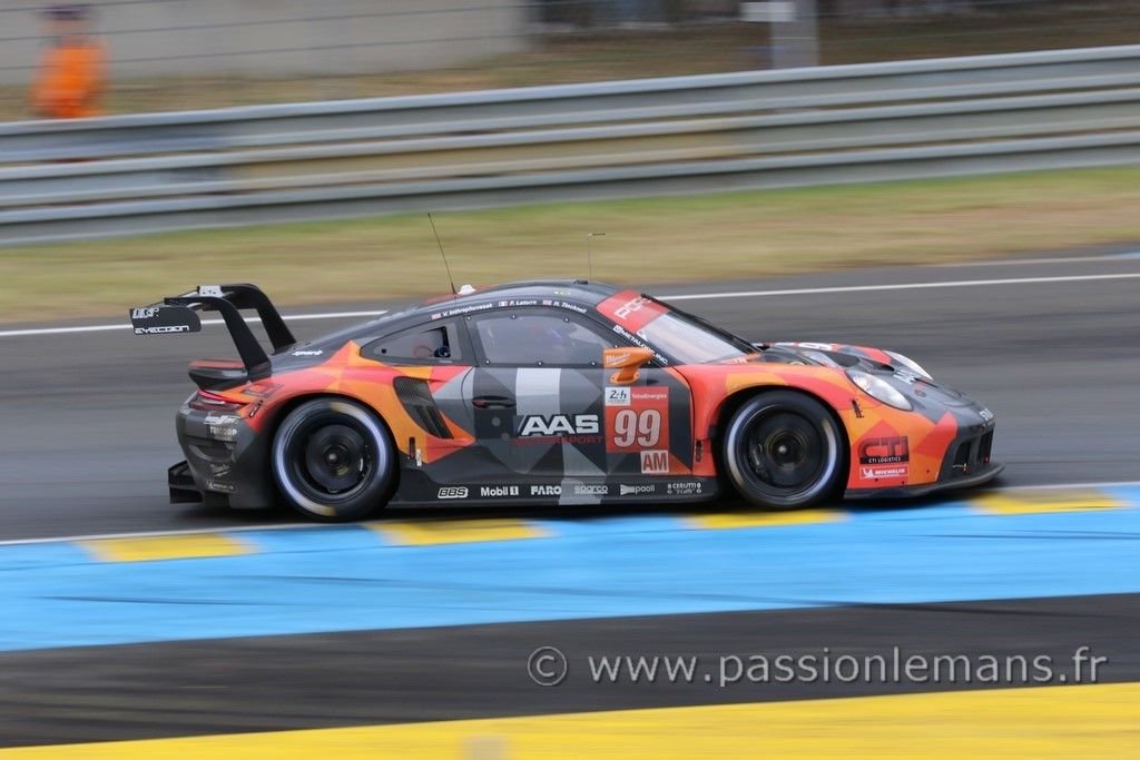 24h du mans 2021 Porsche 911 N°99